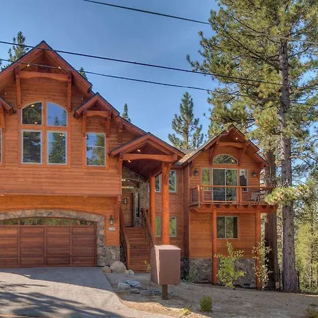 Big Bear Lodge - Six Bedroom Home